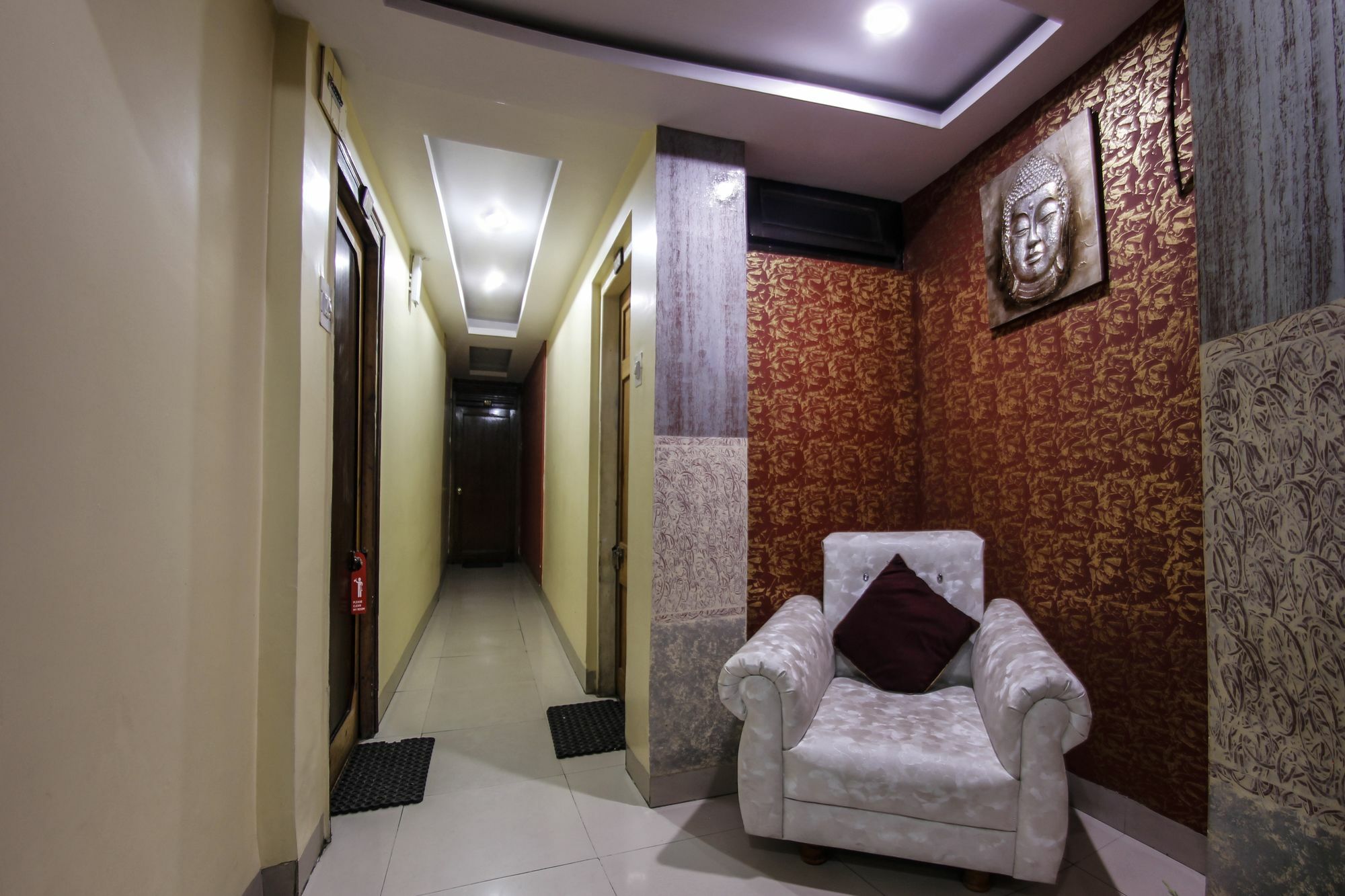 Oyo 3361 Hotel Kapital Shimla Bagian luar foto